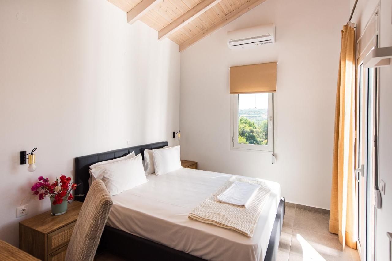 Villa Kiara 2 Tersanas エクステリア 写真
